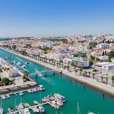 Apartment Marina View 12 With Pool By Homing *